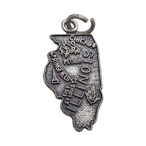 Vintage Illinois State Charm Sterling Silver Map Chicago & More souvenir Travel - Picture 1 of 4